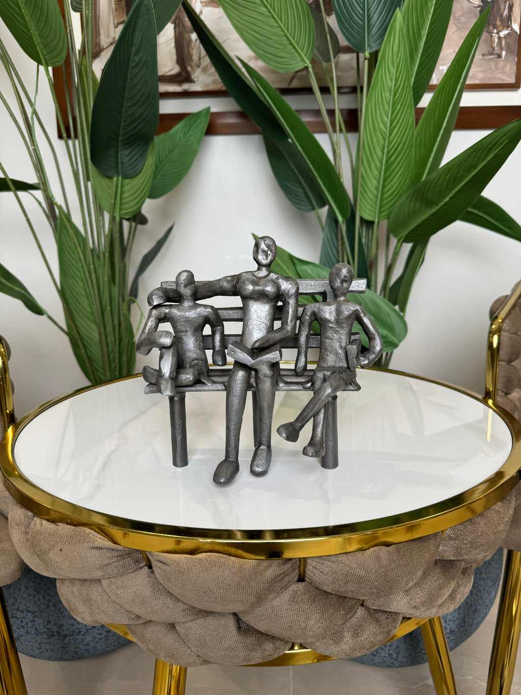 Élégante Figurine Familiale En Métal