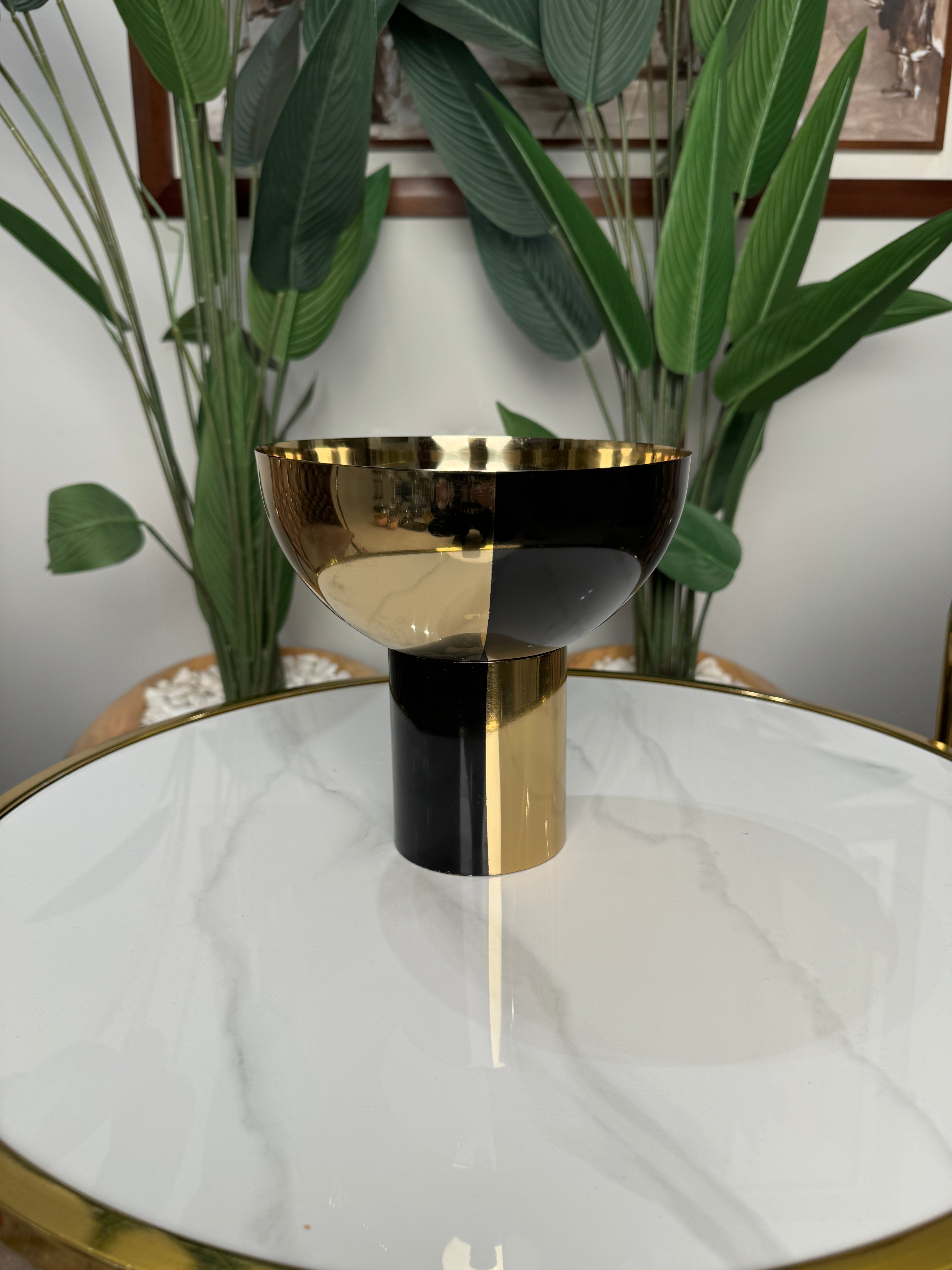 3 bols ronds, finition aluminium doré et noire