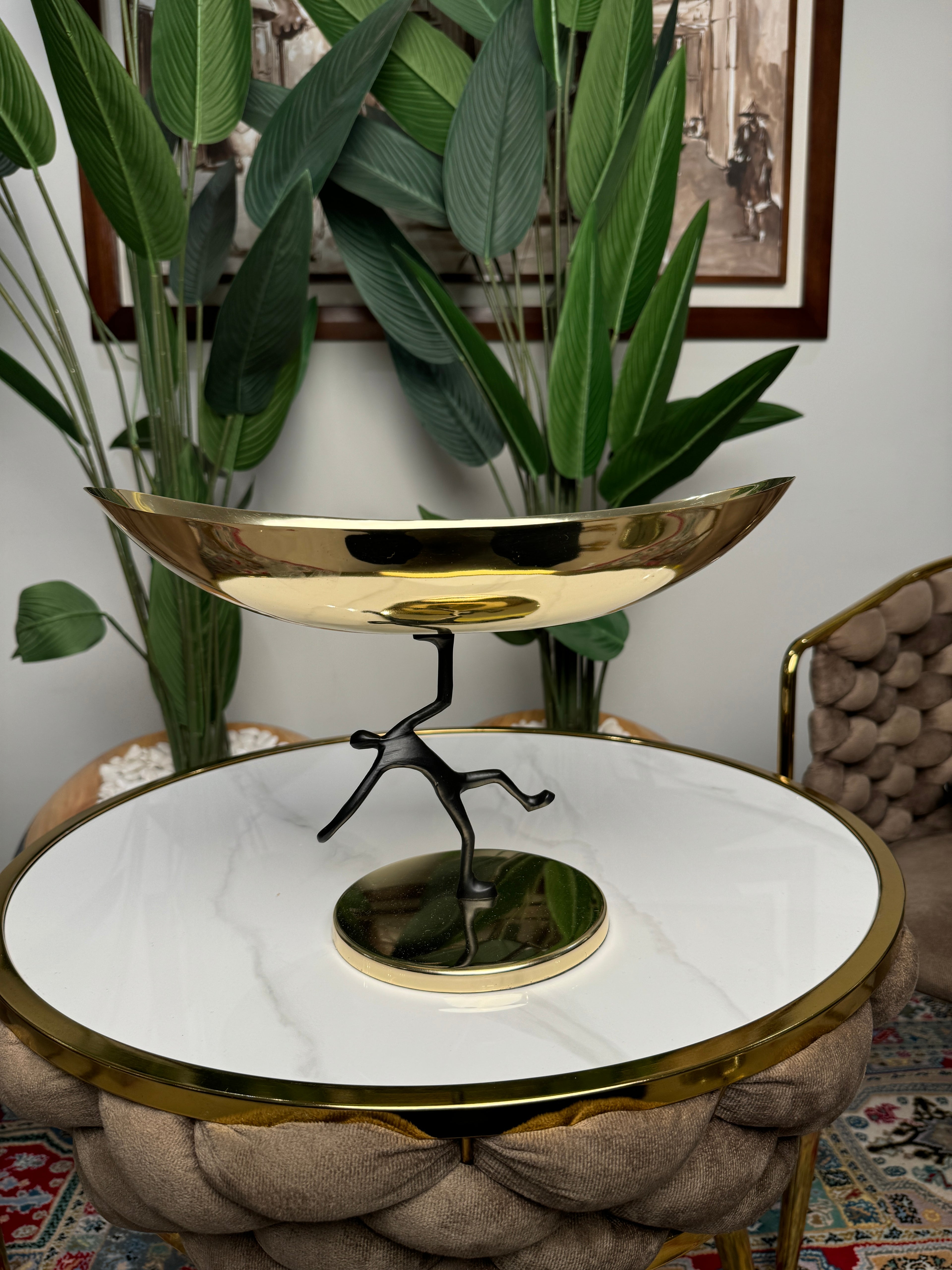 Presentoire Modern man