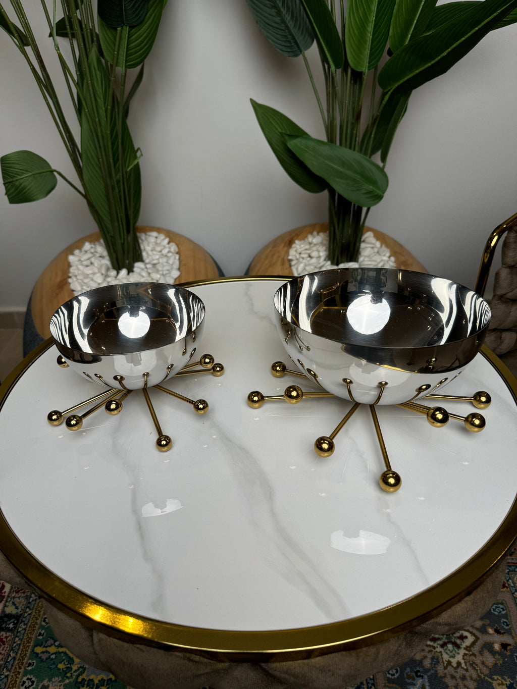 Bol argenté, base dorée